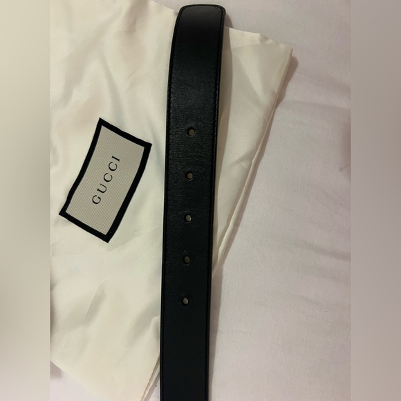 Gucci LEATHER BELT WITH DOUBLE G BUCKLE - Picture 4 of 8